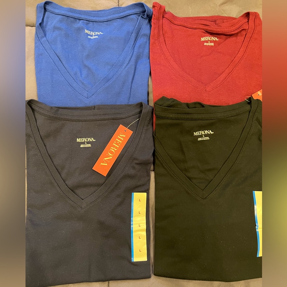 Short sleeve v neck tees